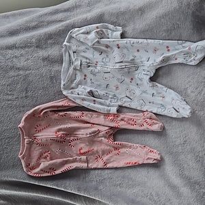 Bundle of 2 Baby Girl 6 Month Zipper Jammies